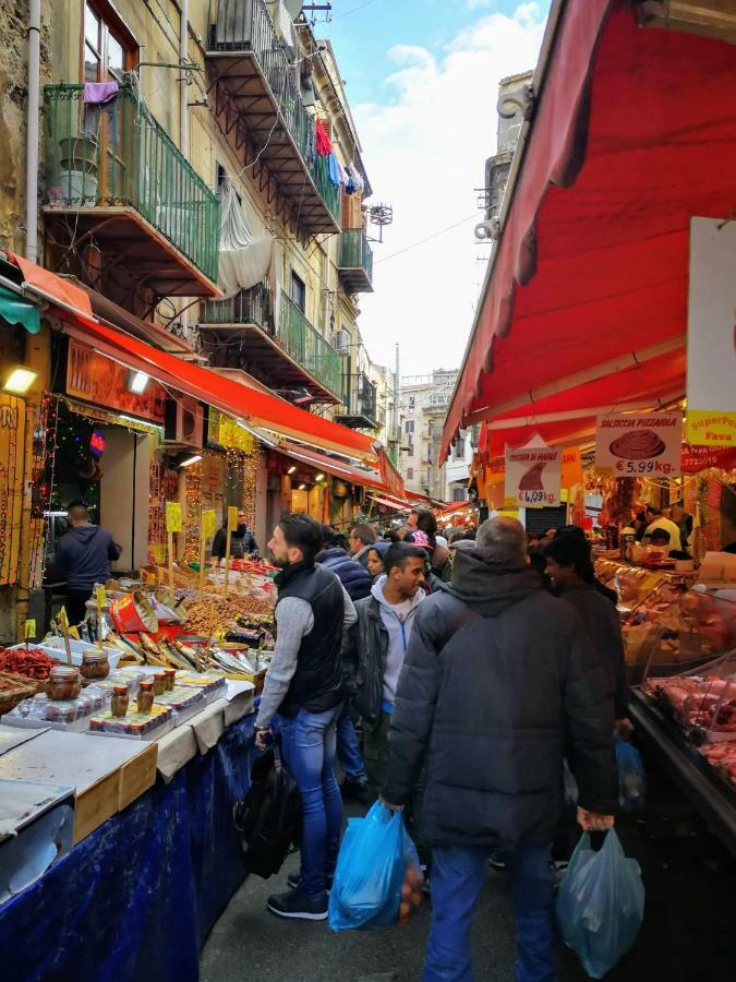 Stranizza D'Amuri Al Capo Vero Cuore Di Palermo, Self Check In Vedi Anche Atoca1 Bagian luar foto